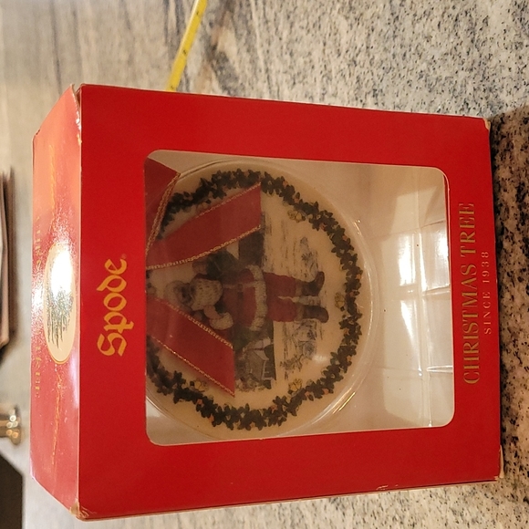 Vintage Spode "American Santa Claus" Christmas Ornament - Picture 4 of 9